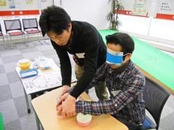 視覚障がい者への手引き（食事の案内）