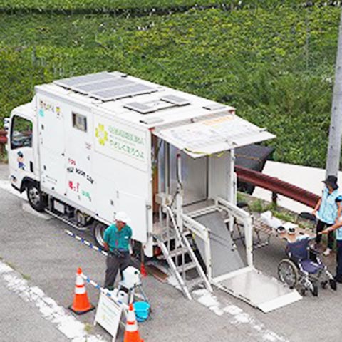 バイオトイレカー