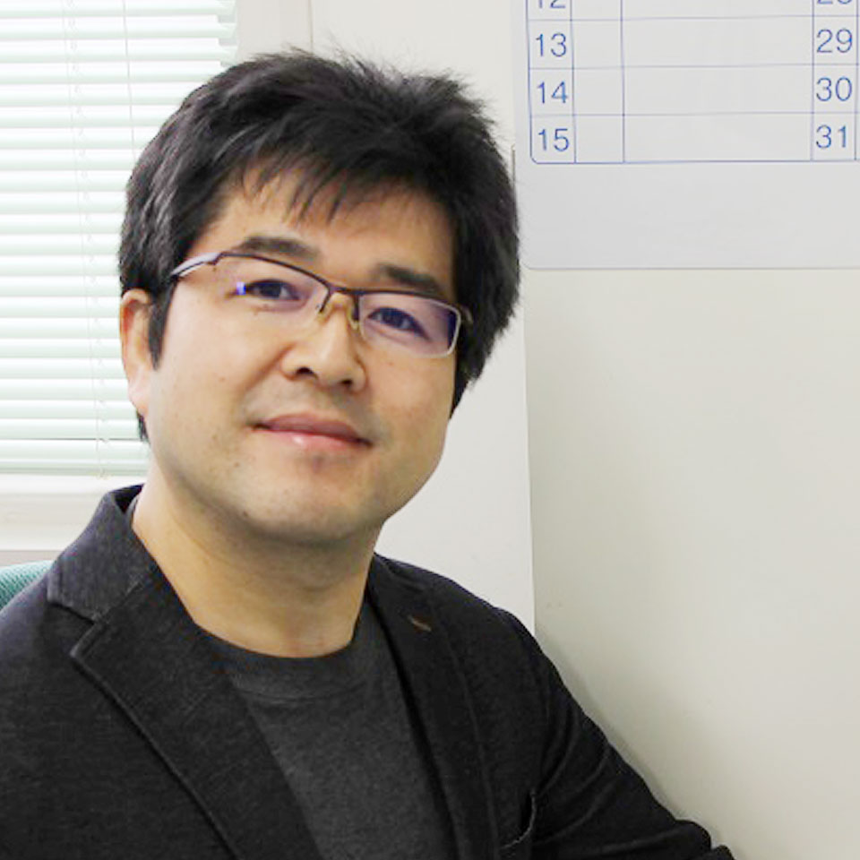 森谷 氏